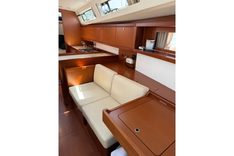 Slide: The Image of Beneteau Oceanis 41 2013 - 60