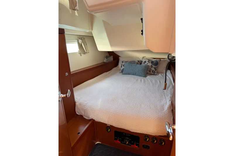 Slide: The Image of Beneteau Oceanis 41 2013 - 82