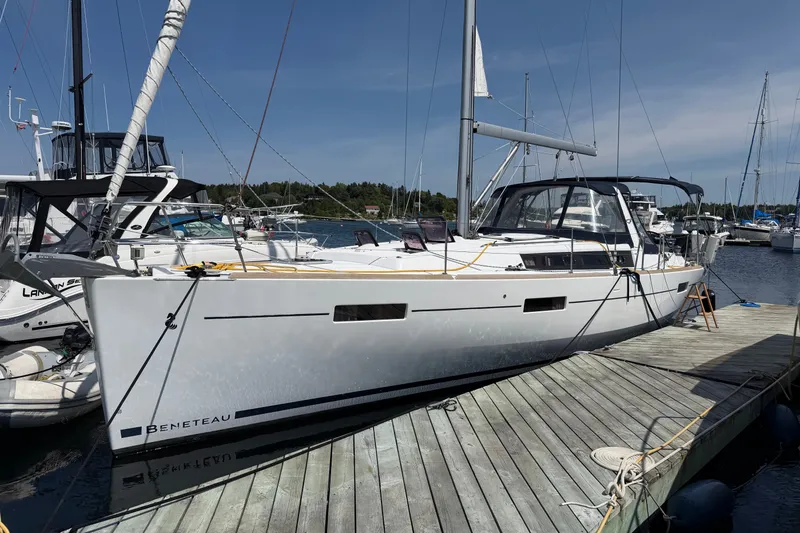 The Image of Beneteau Oceanis 41 2013 - 0
