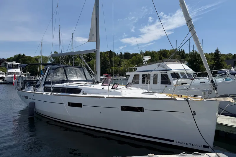 Slide: The Image of Beneteau Oceanis 41 2013 - 2