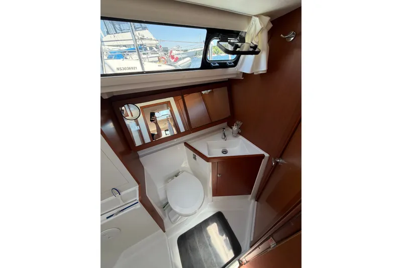 Slide: The Image of Beneteau Oceanis 41 2013 - 84