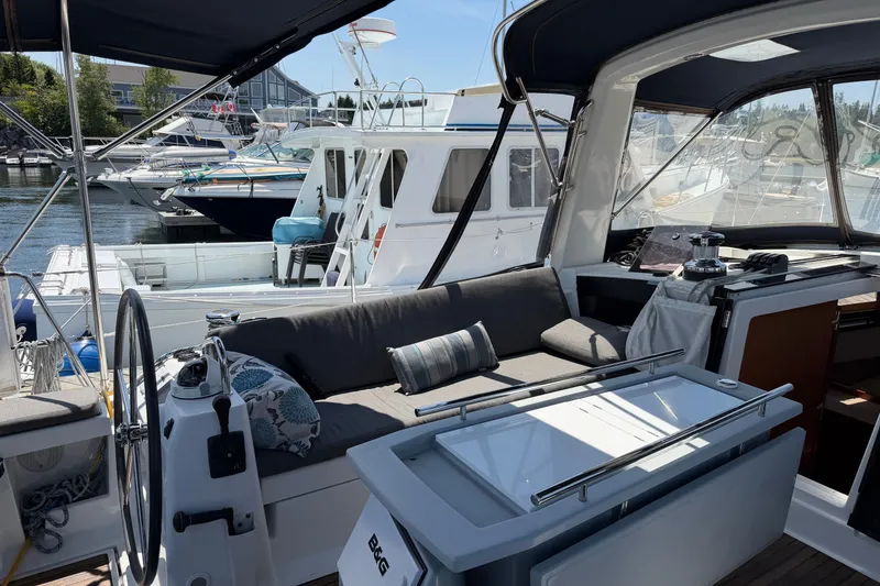 Slide: The Image of Beneteau Oceanis 41 2013 - 24