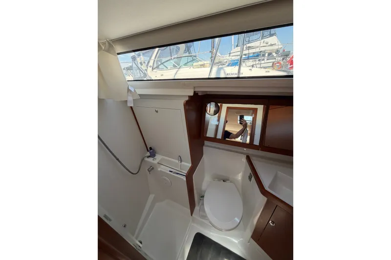 Slide: The Image of Beneteau Oceanis 41 2013 - 85