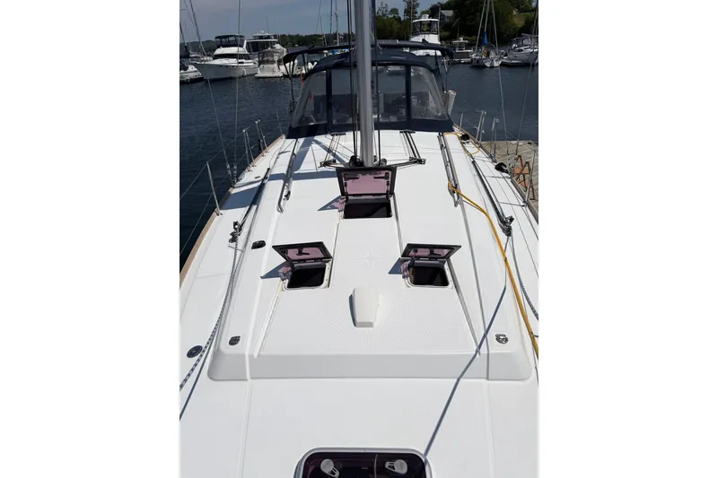 Slide: The Image of Beneteau Oceanis 41 2013 - 8