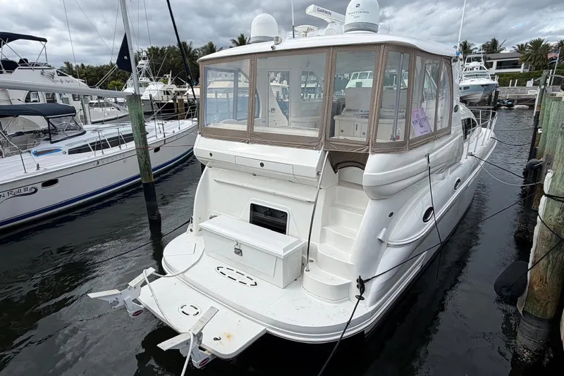 Slide: The Image of Sea Ray 480 Motor Yacht 2004 - 1