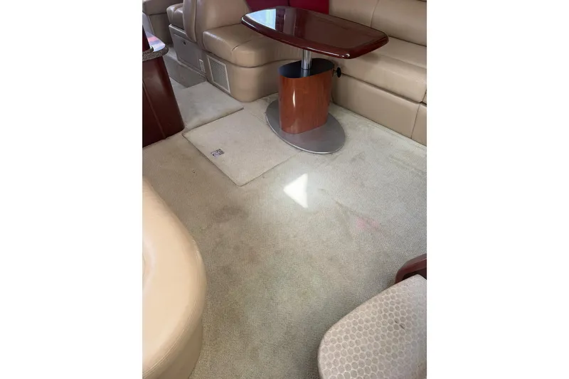 Slide: The Image of Sea Ray 480 Motor Yacht 2004 - 23