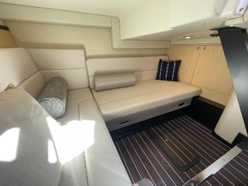 Slide: The Image of MONTEREY 335 Sport Yacht 2016 - 22