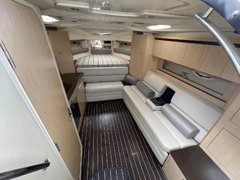 Slide: The Image of MONTEREY 335 Sport Yacht 2016 - 15
