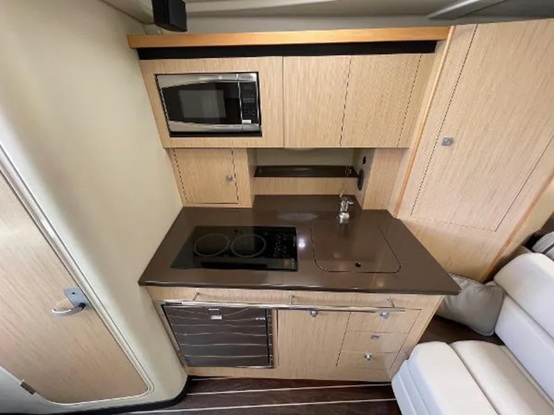 Slide: The Image of MONTEREY 335 Sport Yacht 2016 - 18