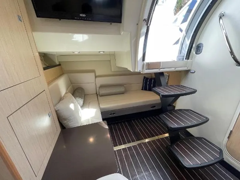 Slide: The Image of MONTEREY 335 Sport Yacht 2016 - 21