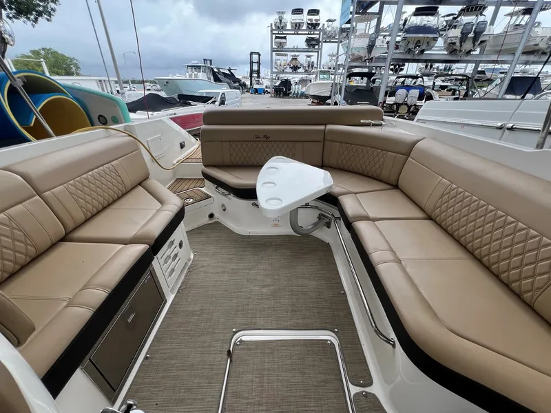 Slide: The Image of SEA RAY 280 SLX 2020 - 33