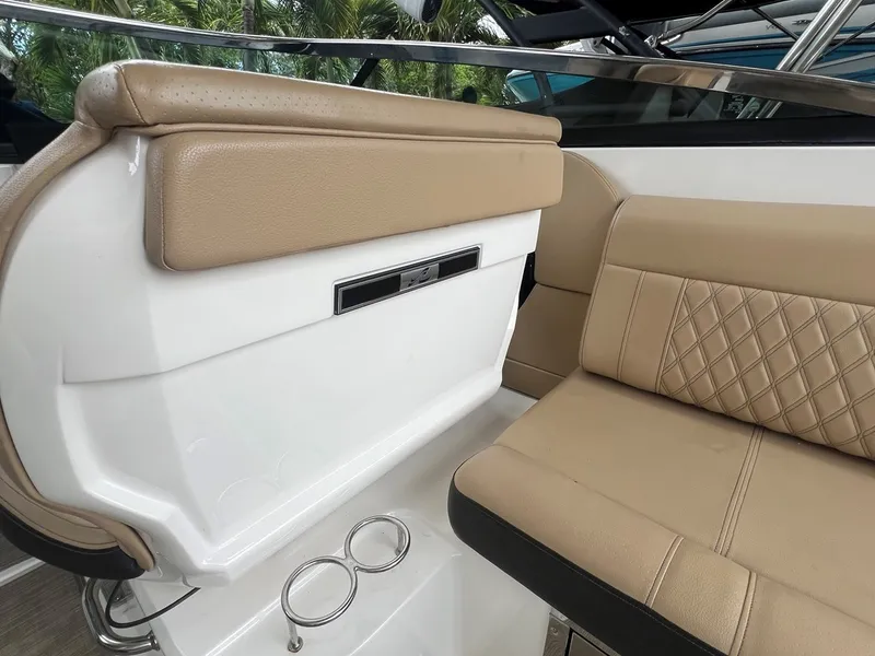 Slide: The Image of SEA RAY 280 SLX 2020 - 12