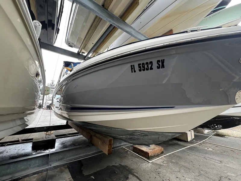 Slide: The Image of SEA RAY 280 SLX 2020 - 48