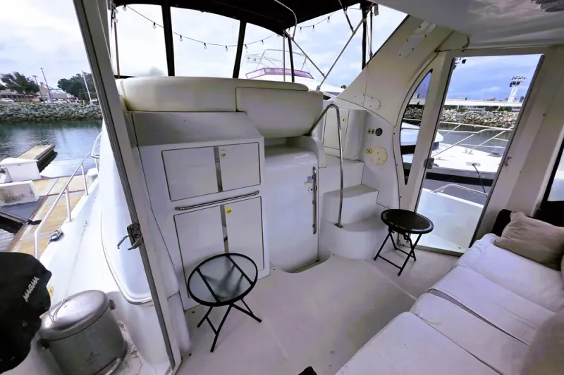 Slide: The Image of Carver Yachts 396 Aft Cabin Motor Yacht 2001 - 18