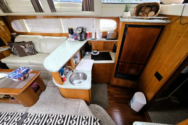 Slide: The Image of Carver Yachts 396 Aft Cabin Motor Yacht 2001 - 5