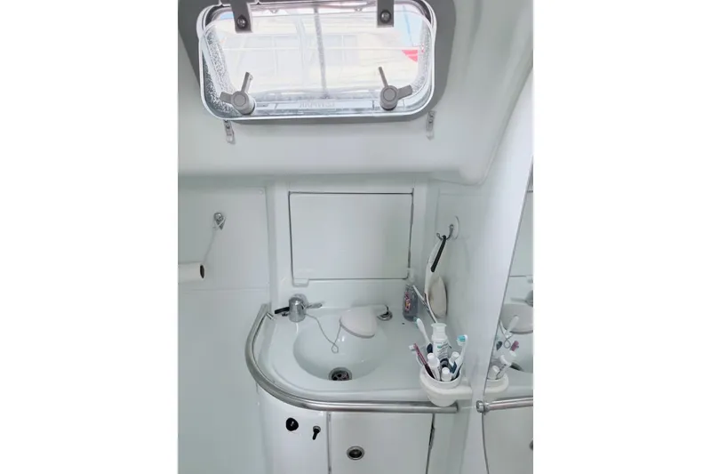 Slide: The Image of Beneteau Oceanis 400 1994 - 37