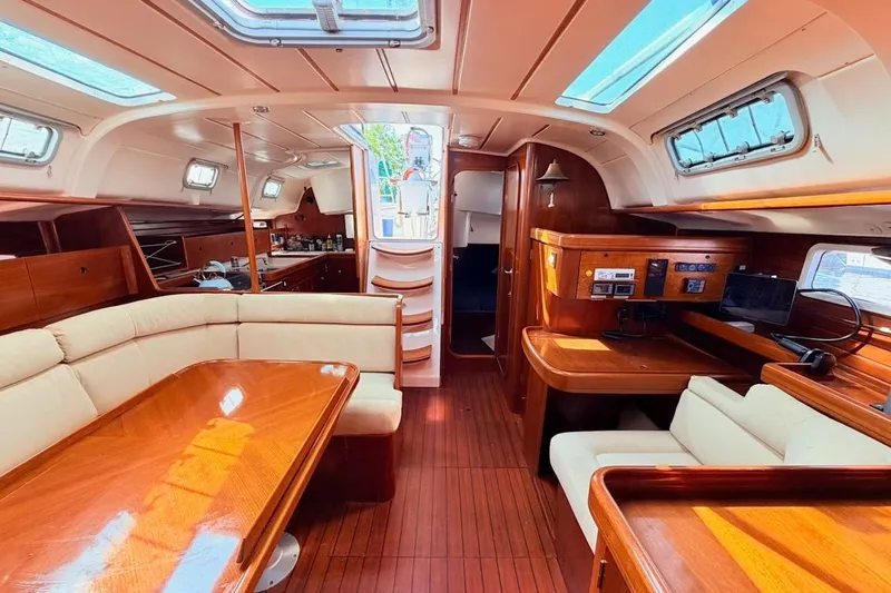 Slide: The Image of Beneteau Oceanis 400 1994 - 42
