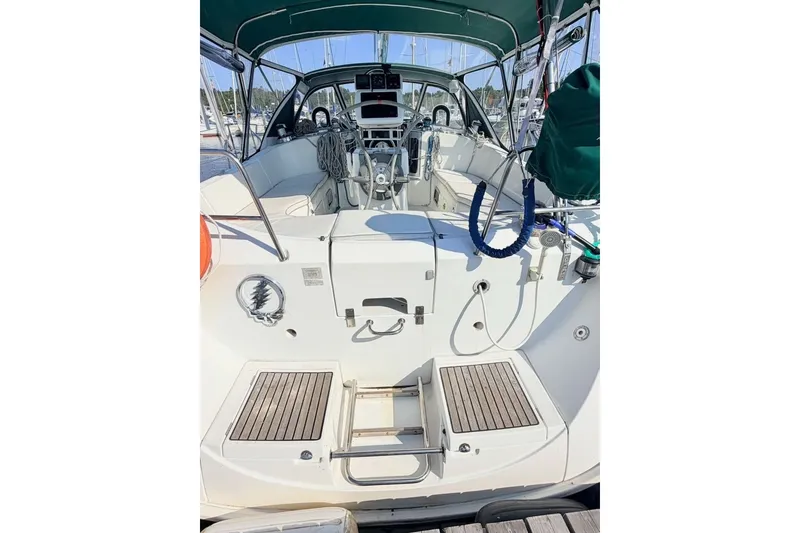 Slide: The Image of Beneteau Oceanis 400 1994 - 19