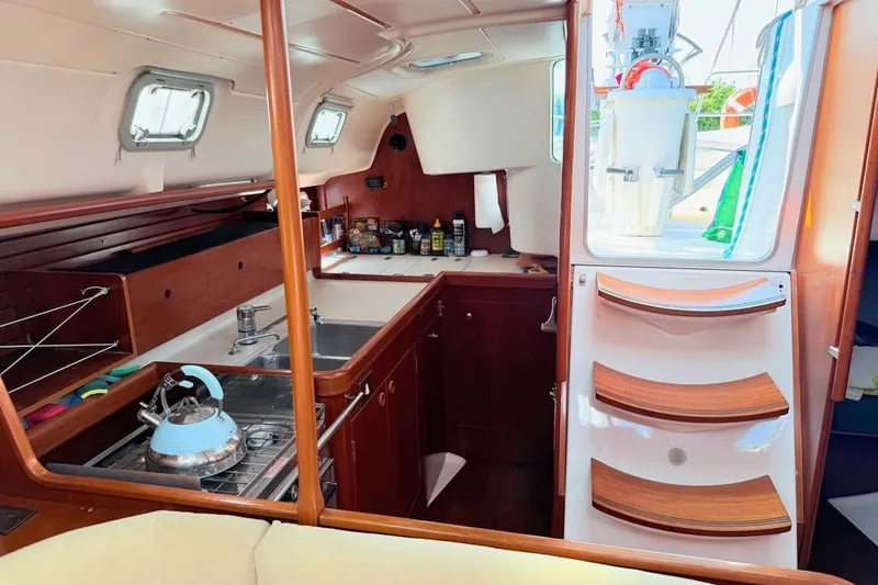 Slide: The Image of Beneteau Oceanis 400 1994 - 26