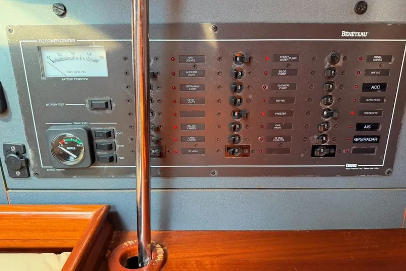 Slide: The Image of Beneteau Oceanis 400 1994 - 32