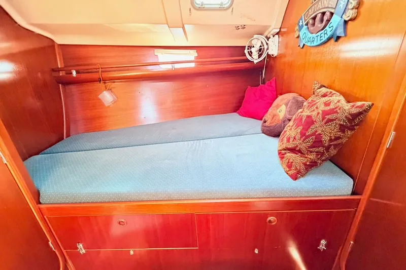 Slide: The Image of Beneteau Oceanis 400 1994 - 50