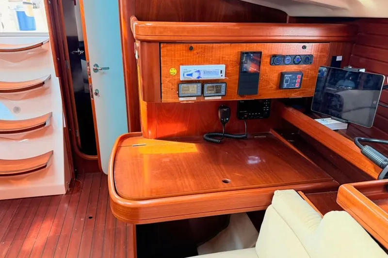 Slide: The Image of Beneteau Oceanis 400 1994 - 33
