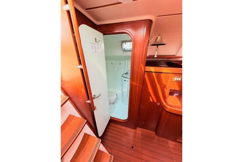Slide: The Image of Beneteau Oceanis 400 1994 - 36