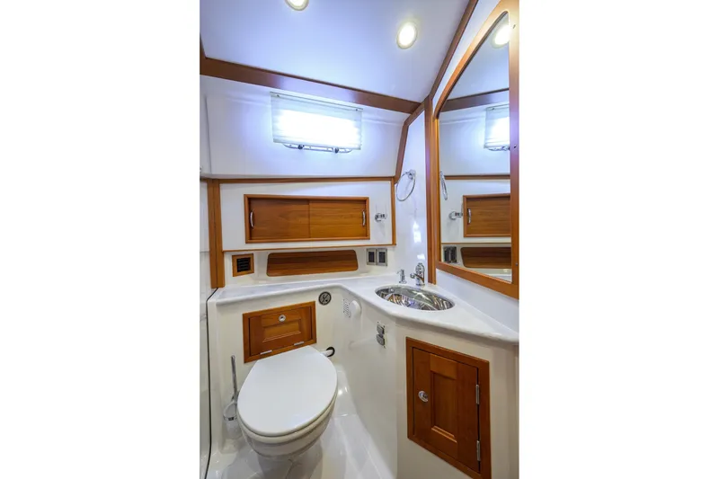 Slide: The Image of Sabre 48 Salon Express 2019 - 34