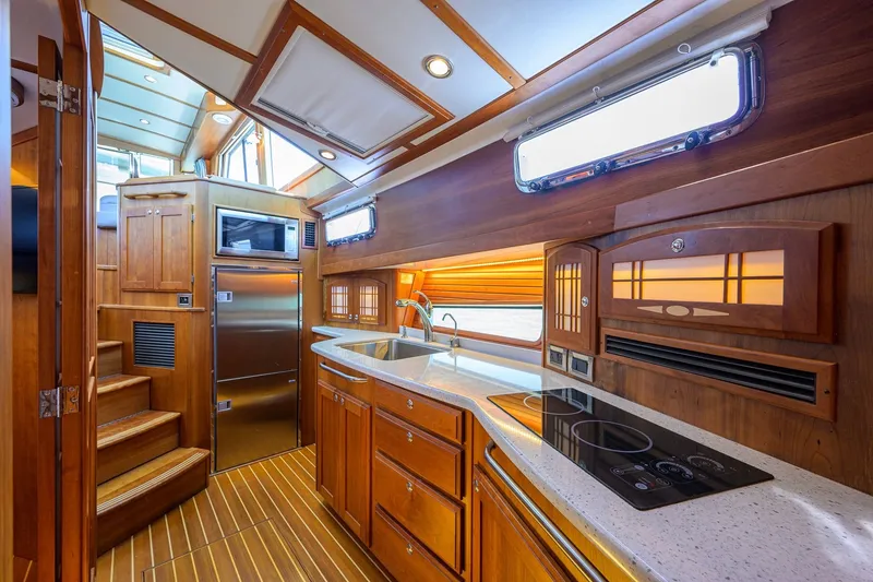 Slide: The Image of Sabre 48 Salon Express 2019 - 22