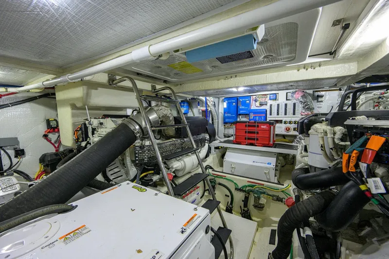 Slide: The Image of Sabre 48 Salon Express 2019 - 38