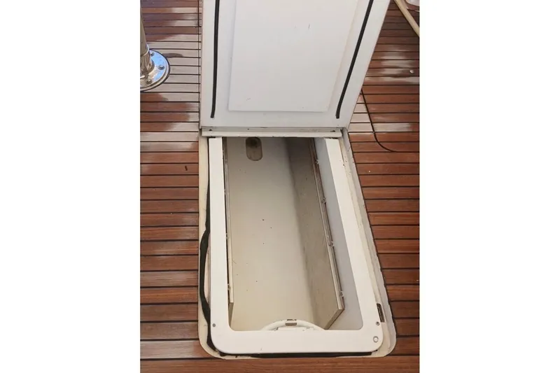 Slide: The Image of Viking 50 Convertible 1998 - 87