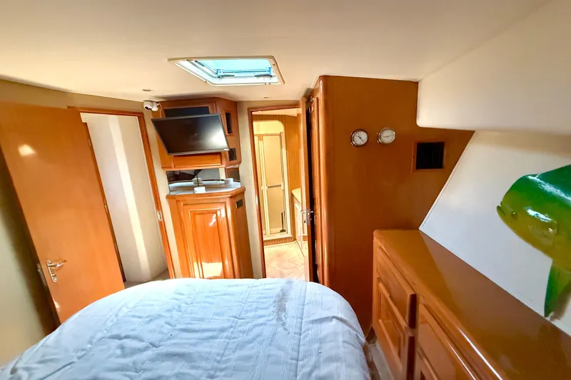 Slide: The Image of Viking 50 Convertible 1998 - 59