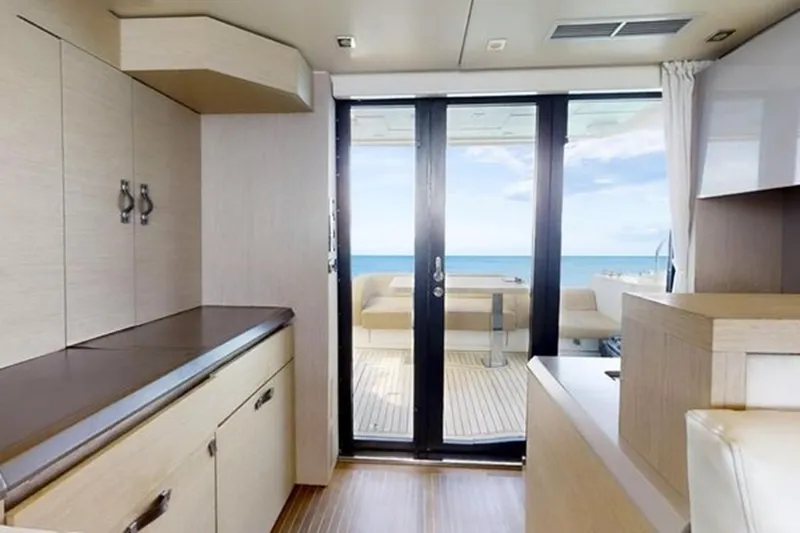 Slide: The Image of MONTE CARLO YACHTS MC5 2016 - 15