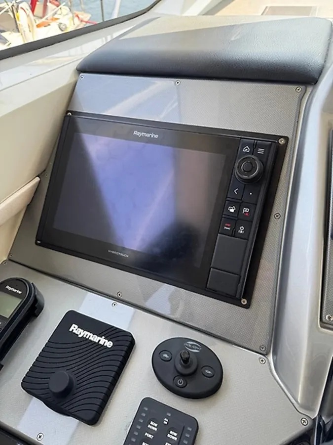 Slide: The Image of MARQUIS 500 Sport Bridge 2012 - 22