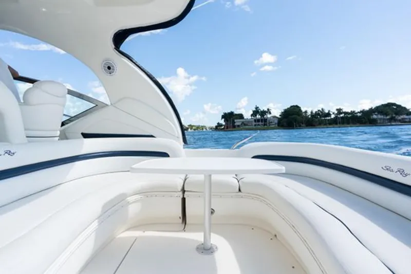 Slide: The Image of SEA RAY 420 Sundancer 2004 - 12
