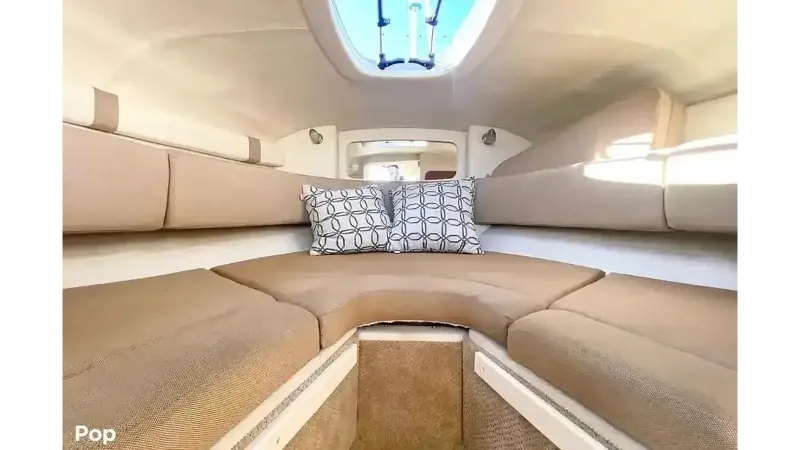 Slide: The Image of SEA RAY 240 Sundancer 2011 - 15