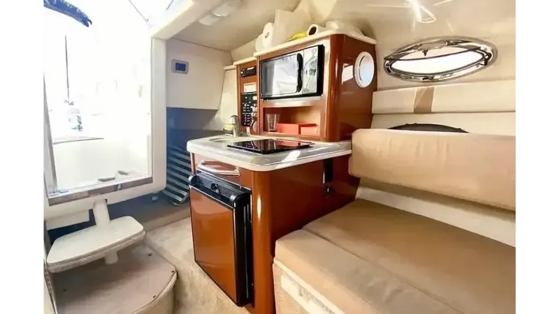 Slide: The Image of SEA RAY 240 Sundancer 2011 - 20