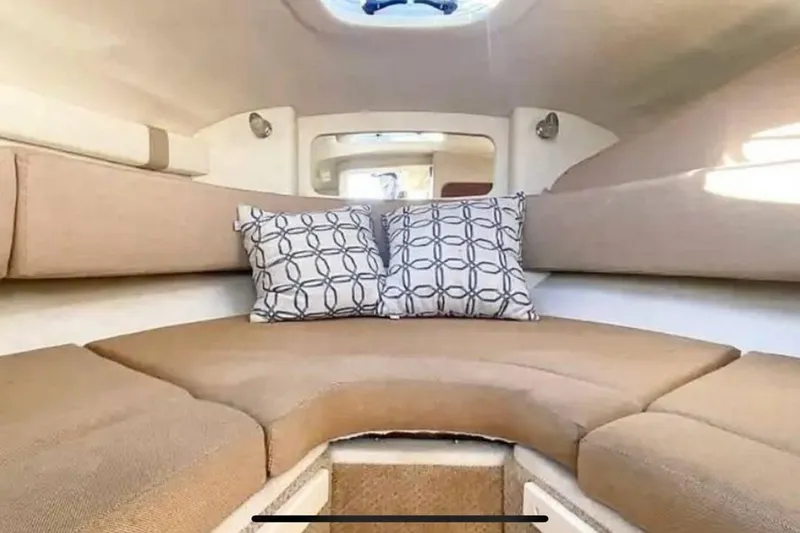 Slide: The Image of SEA RAY 240 Sundancer 2011 - 18