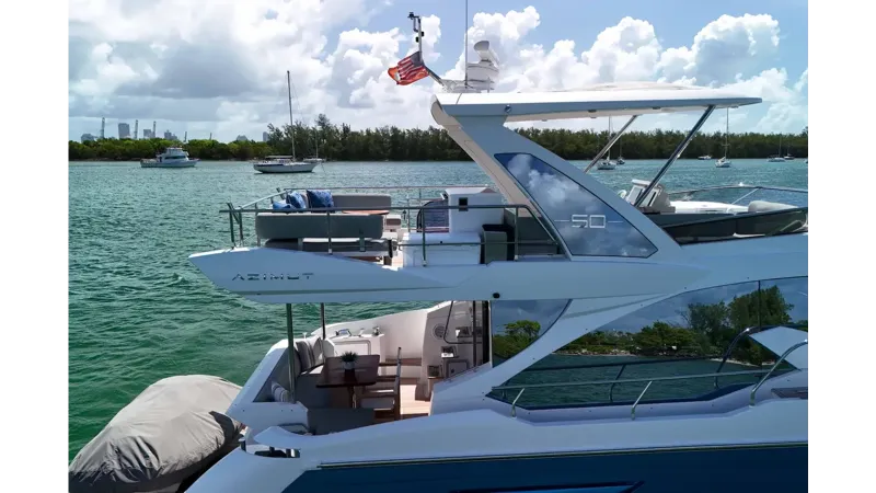 Slide: The Image of AZIMUT YACHTS 50 2016 - 18