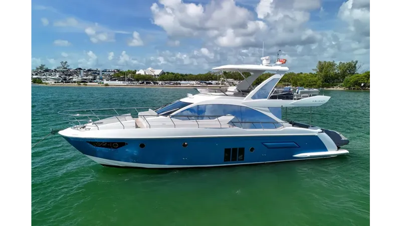The Image of AZIMUT YACHTS 50 2016 - 0