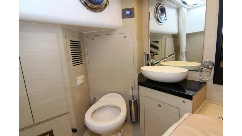 Slide: The Image of AZIMUT YACHTS 50 2016 - 52