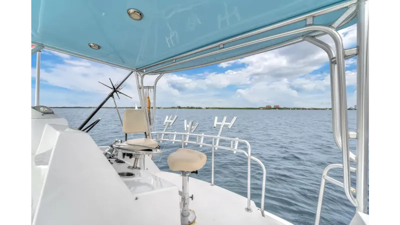 Slide: The Image of HATTERAS 42 Convertible 1978 - 21