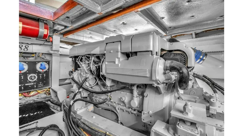 Slide: The Image of HATTERAS 42 Convertible 1978 - 40