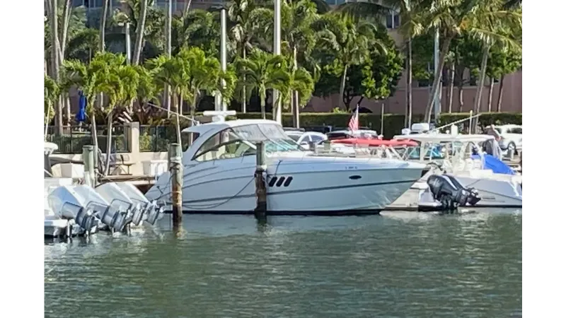 Slide: The Image of CRUISERS YACHTS 380 Express 2013 - 2