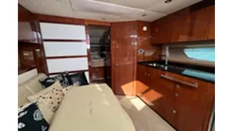 Slide: The Image of SEA RAY 450 Sundancer 2010 - 16