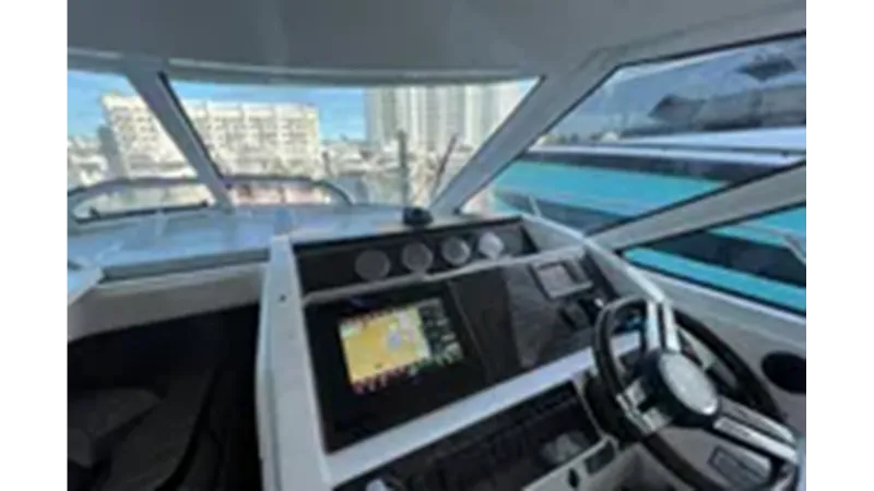 Slide: The Image of SEA RAY 450 Sundancer 2010 - 6