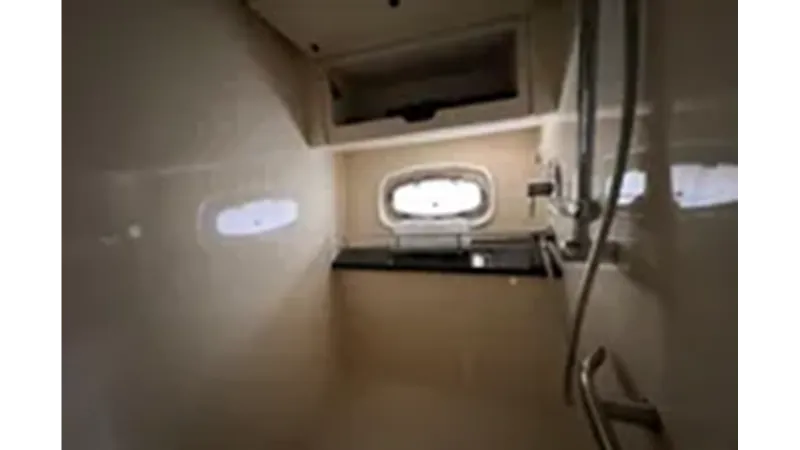 Slide: The Image of SEA RAY 450 Sundancer 2010 - 19