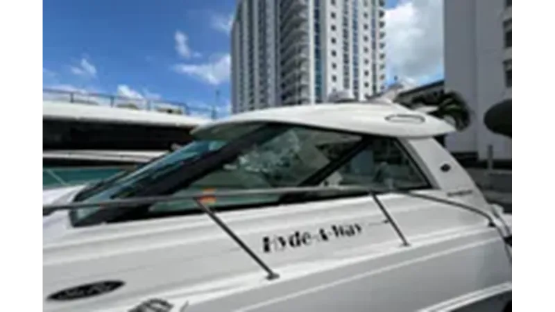 Slide: The Image of SEA RAY 450 Sundancer 2010 - 3