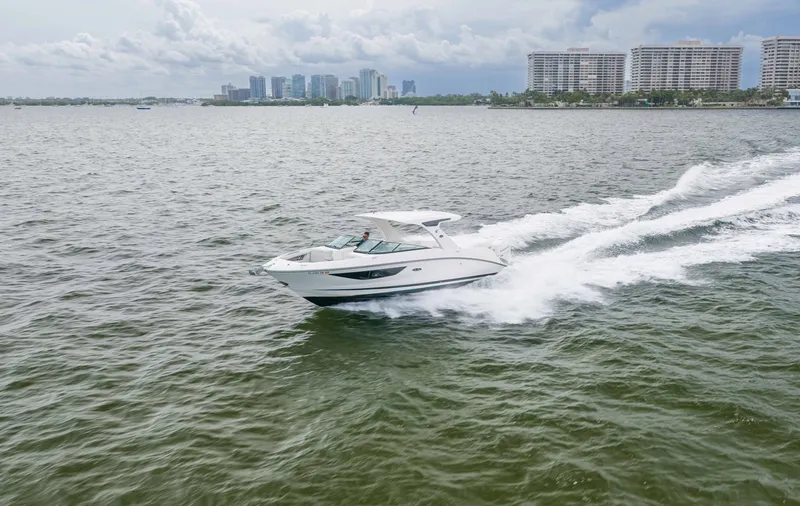 Slide: The Image of SEA RAY 2023 - 19