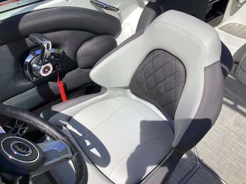 Slide: The Image of Crownline Boats 278 SS 2026 - 26